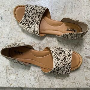 Born Cheetah Print aCo s Hair Low Heel Open Toe Closed Back Cows Hair Size 11M